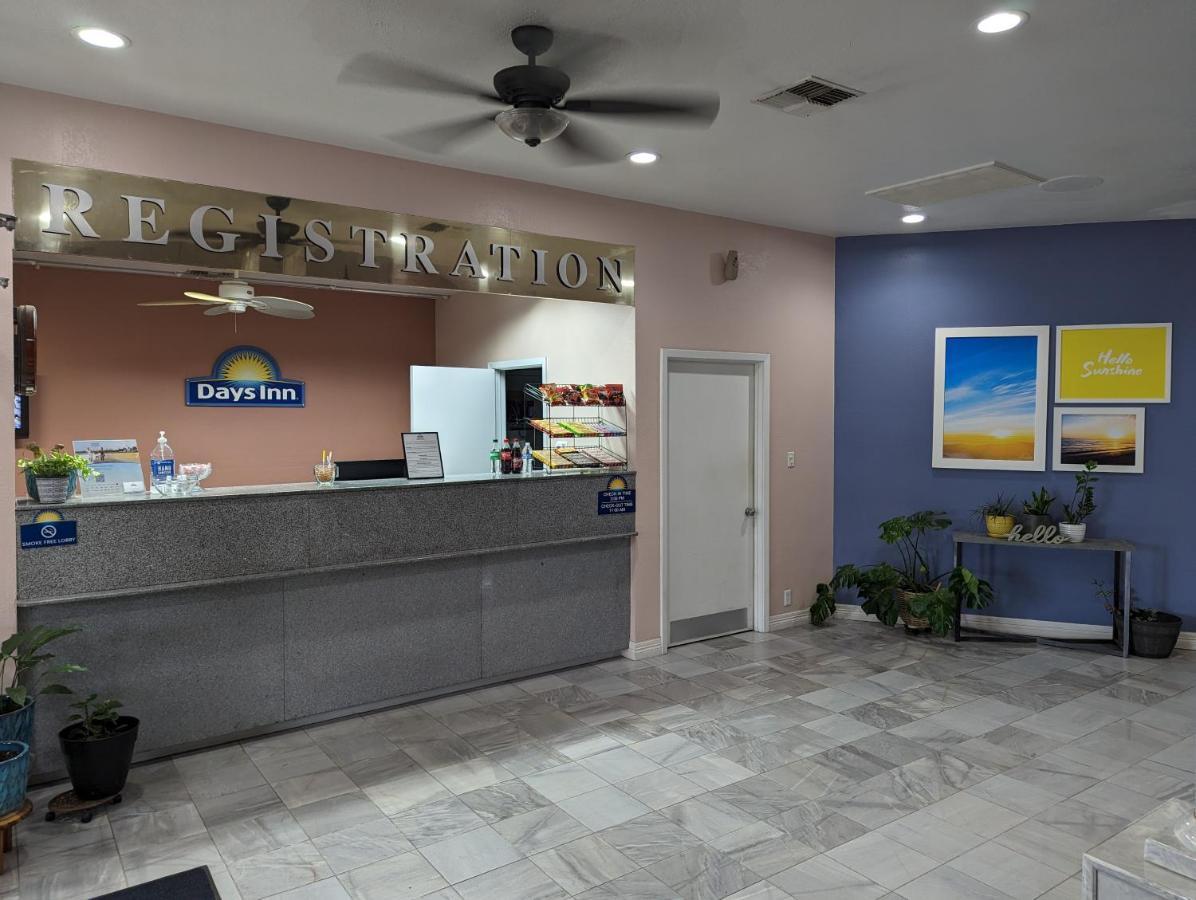 Days Inn By Wyndham Portland/Corpus Christi Eksteriør billede